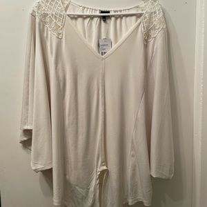 Beautiful ivory top with tie front